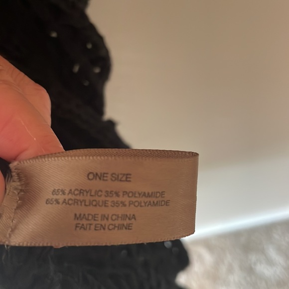 Look By M New York Hooded Crochet Tie Waist Layering Vest (Size M/L) - Picture 10 of 10